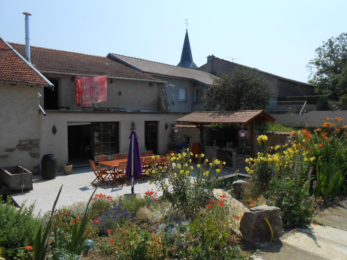 La Ferme Des 3 Suissesses Acomodação com café da manhã Saint-Paul  Exterior foto